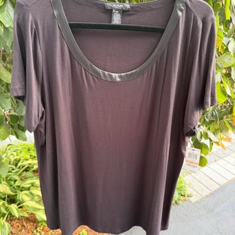 Alfani Women’s Scoop Neck Top – Size 2X – New with Tags
